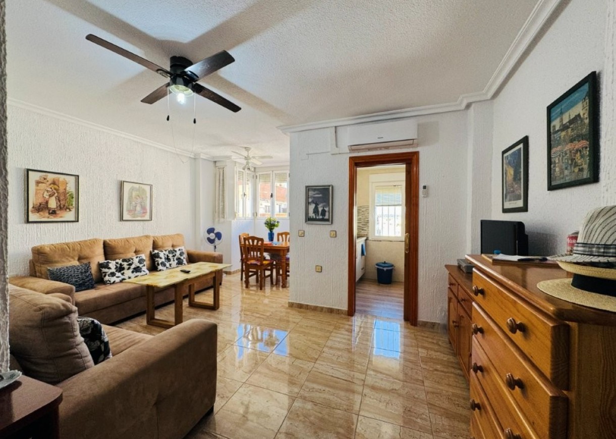 Resale - Apartment - La Mata