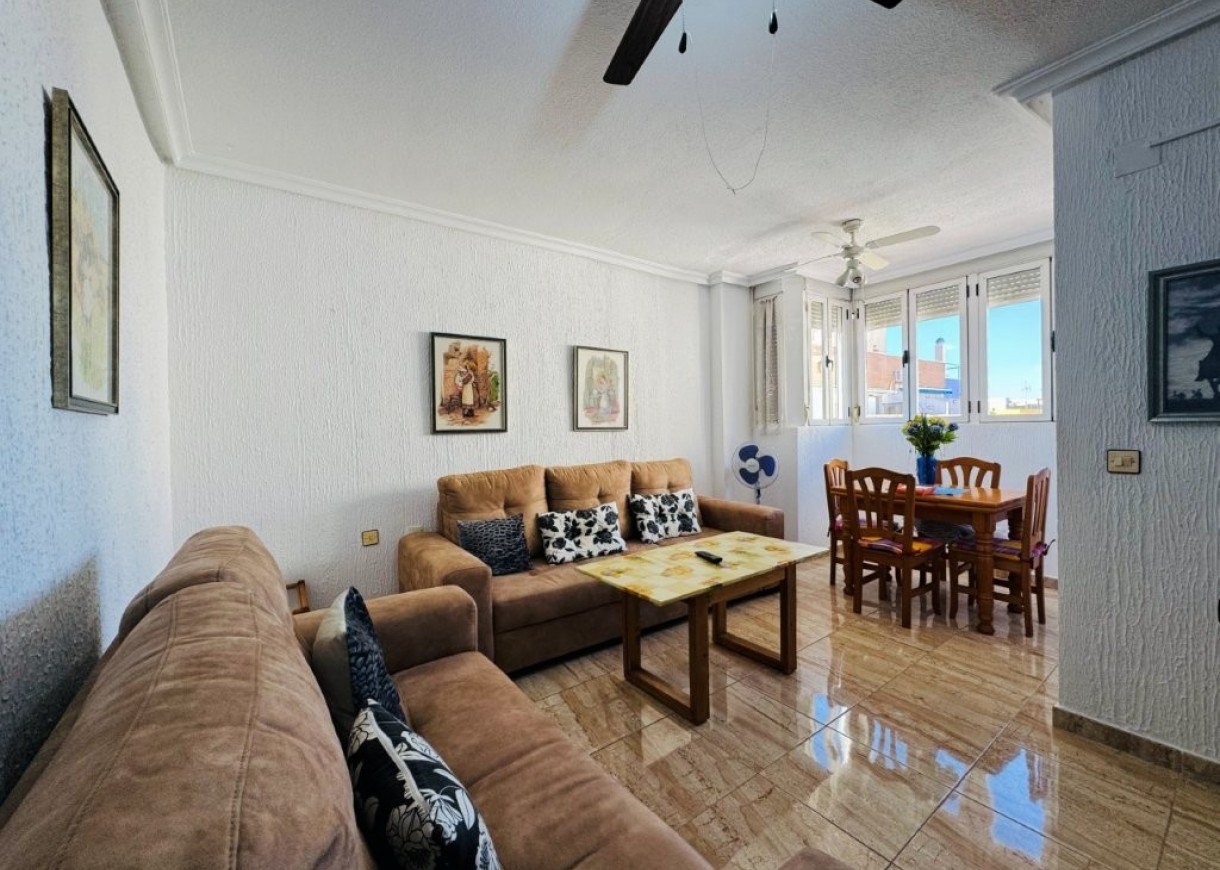 Resale - Apartment - La Mata