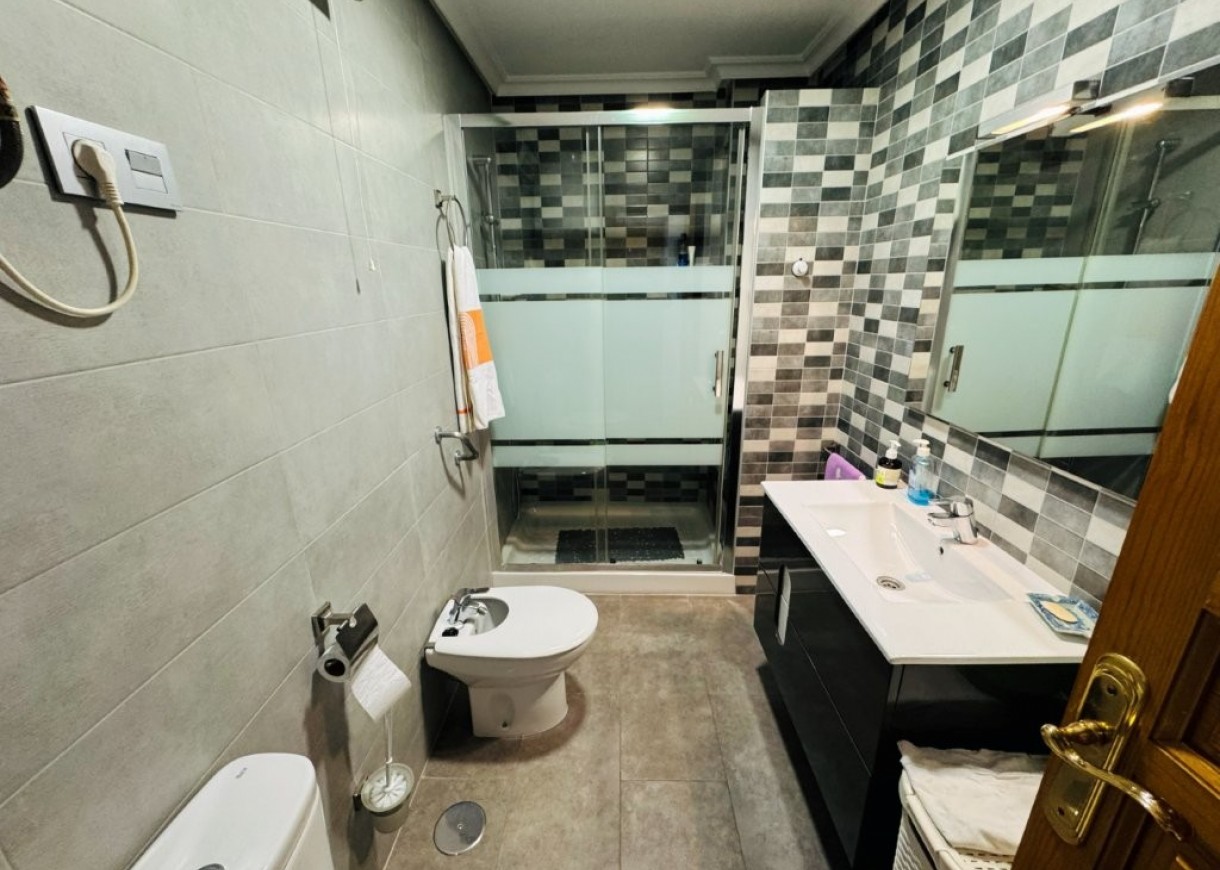 Resale - Apartment - La Mata