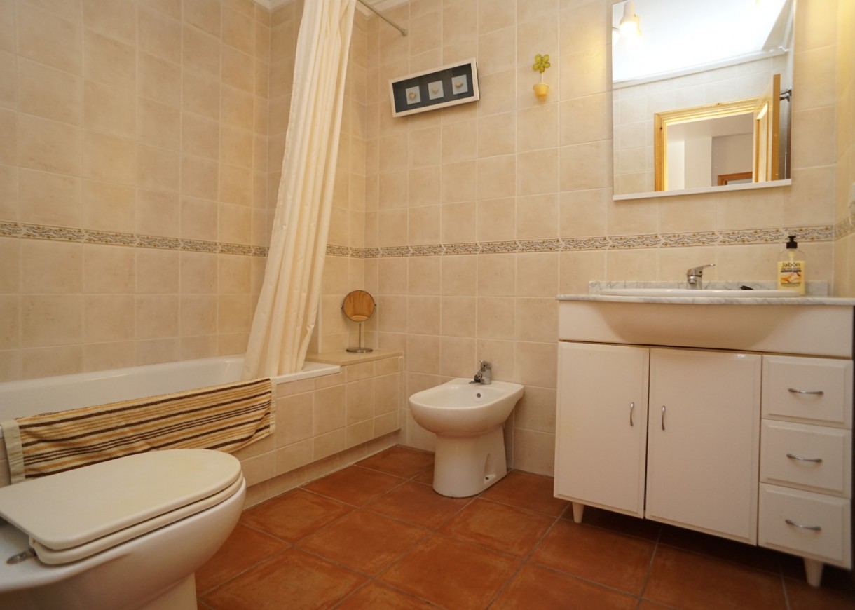 Location longue durée - Appartement - Torrevieja - Torretas