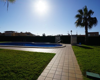 Alquiler a largo plazo - Apartamento - Torrevieja - Torretas